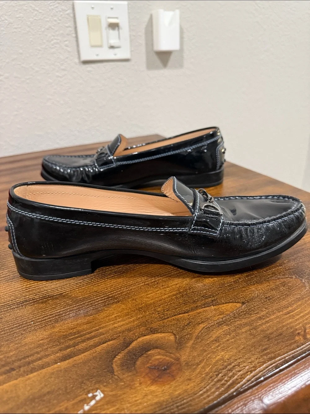 TOD’S  black patent leather driving shoe loafer moccasin Size 10